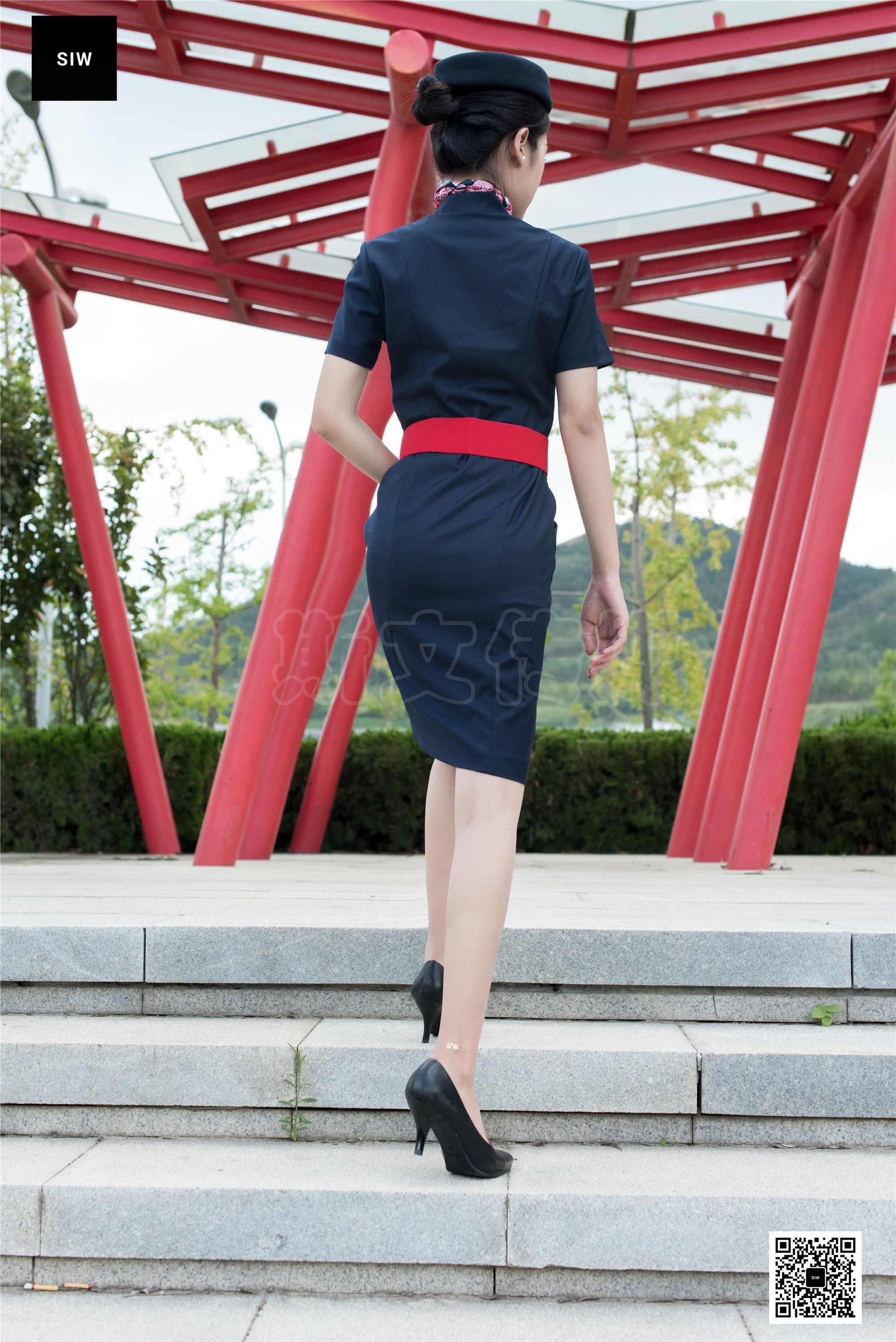 SIW斯文传媒 VOL.002 最美空乘PK-龙哥